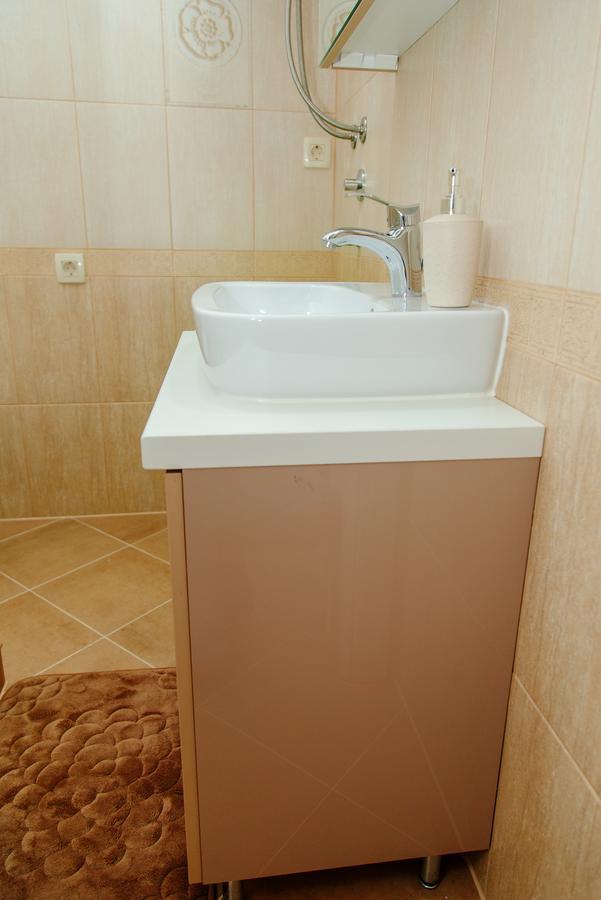 Apartmani Mozaici Risan Buitenkant foto